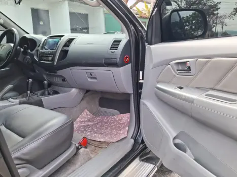 TOYOTA Hilux Caminhonete 3.0 16V 4P 4X4 SRV TURBO DIESEL CABINE DUPLA AUTOMTICO, Foto 11