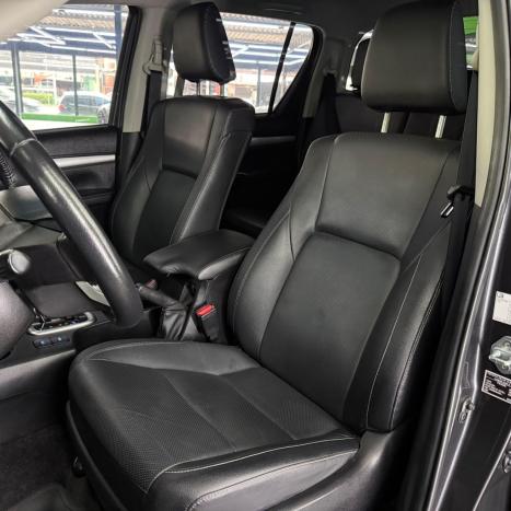 TOYOTA Hilux Caminhonete 2.8 16V 4P SRX DIESEL CABINE DUPLA, Foto 19