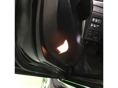 TOYOTA Hilux SW4 2.8 4P SRX 4X4 TURBO DIESEL AUTOM�TICO, Foto 13