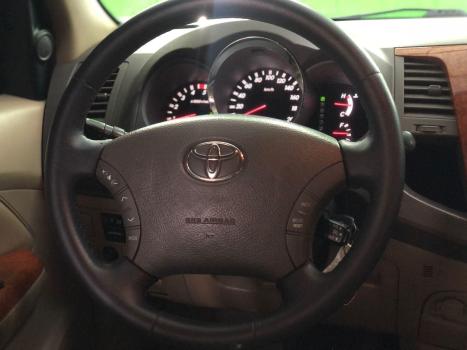 TOYOTA Hilux SW4 3.0 16V 4P 4X4 SRV TURBO DIESEL, Foto 8