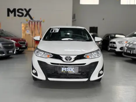 TOYOTA Yaris Hatch 1.3 16V 4P FLEX XL MULTIDRIVE AUTOM�TICO CVT, Foto 4