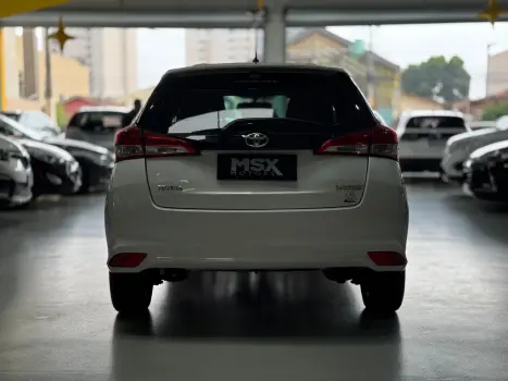 TOYOTA Yaris Hatch 1.3 16V 4P FLEX XL MULTIDRIVE AUTOM�TICO CVT, Foto 8