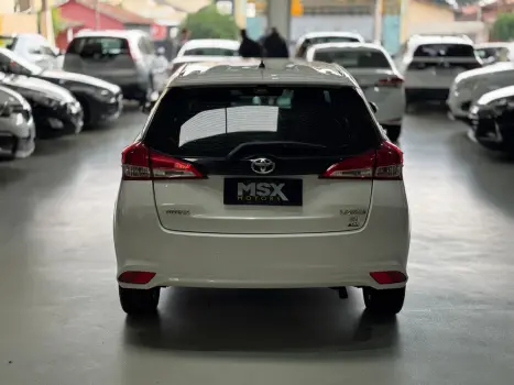 TOYOTA Yaris Hatch 1.3 16V 4P FLEX XL MULTIDRIVE AUTOM�TICO CVT, Foto 11