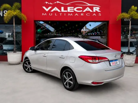 TOYOTA Yaris Sedan 1.5 16V 4P FLEX XS CONNECT MULTIDRIVE AUTOM�TICO CVT, Foto 12