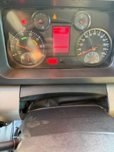 VOLKSWAGEN 17-230 E CONSTELLATION, Foto 14