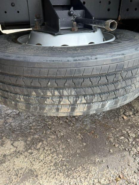 VOLKSWAGEN 24-280 CONSTELLATION 6x2, Foto 12