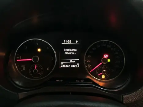 VOLKSWAGEN Amarok 2.0 16V 4X4 CABINE DUPLA HIGHLINE TURBO INTERCOOLER AUTOMÁTICO, Foto 9 VOLKSWAGEN Amarok 2.0 16V 4X4 CABINE DUPLA HIGHLINE TURBO INTERCOOLER AUTOMÁTICO, Foto 9