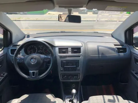 VOLKSWAGEN Crossfox 1.0 12V 4P FLEX I-MOTION AUTOMATIZADO, Foto 8 VOLKSWAGEN Crossfox 1.0 12V 4P FLEX I-MOTION AUTOMATIZADO, Foto 8