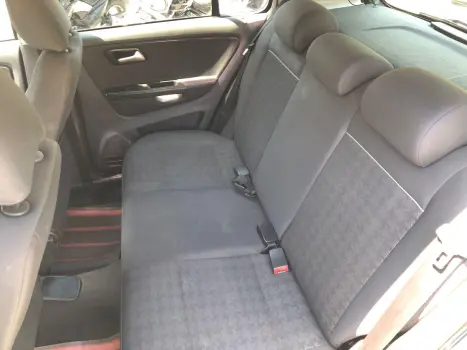 VOLKSWAGEN Crossfox 1.0 12V 4P FLEX I-MOTION AUTOMATIZADO, Foto 15 VOLKSWAGEN Crossfox 1.0 12V 4P FLEX I-MOTION AUTOMATIZADO, Foto 15