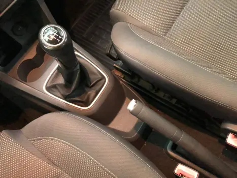 VOLKSWAGEN Fox 1.0 4P FLEX, Foto 11