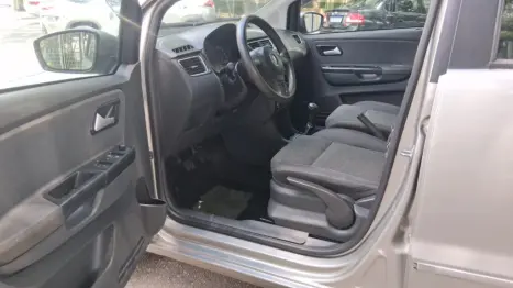 VOLKSWAGEN Fox 1.0 4P I-TREND FLEX, Foto 15