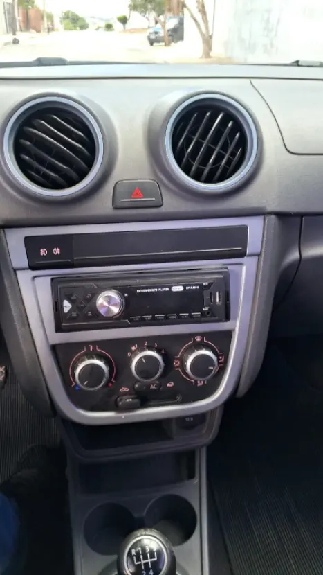 VOLKSWAGEN Saveiro 1.6 FLEX MPI TRENDLINE CABINE SIMPLES, Foto 12