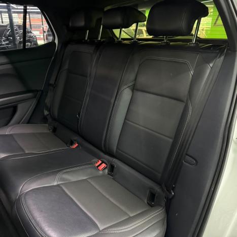 VOLKSWAGEN T-Cross 1.4 4P 250 TSI FLEX HIGHLINE AUTOMÁTICO, Foto 19