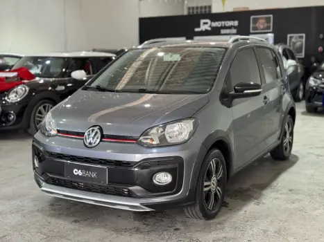 VOLKSWAGEN UP 1.0 4P FLEX 170 TSI XTREME, Foto 3