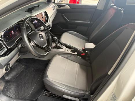 VOLKSWAGEN Virtus 1.0 4P 200 TSI FLEX HIGHLINE AUTOM�TICO, Foto 17