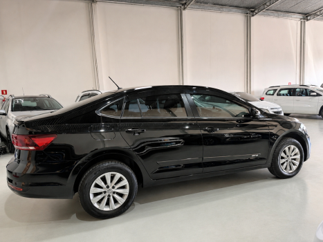 VOLKSWAGEN Virtus 1.6 4P MSI FLEX AUTOM�TICO, Foto 2