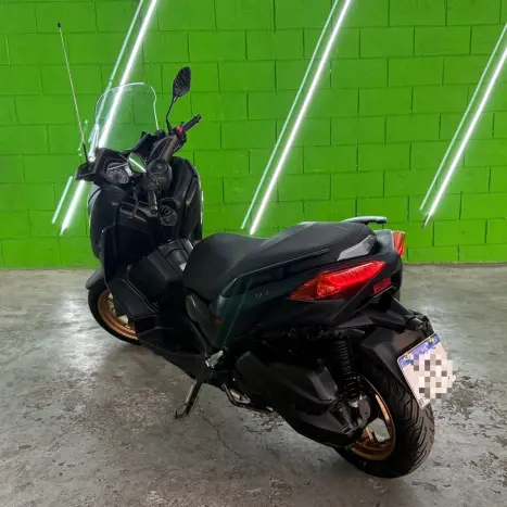 YAMAHA XMax 250 , Foto 6