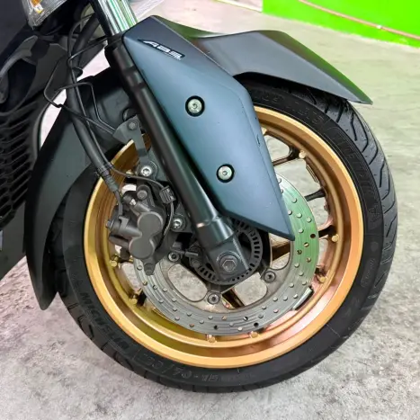YAMAHA XMax 250 , Foto 15