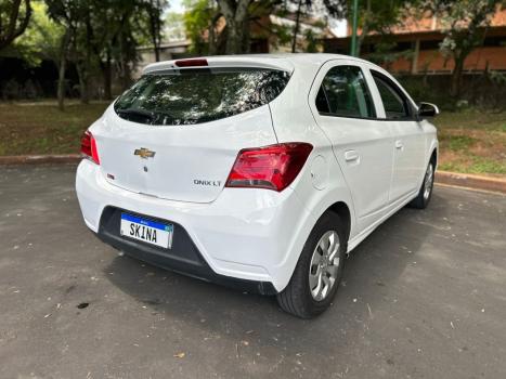 CHEVROLET Onix Hatch 1.0 4P FLEX LT, Foto 4