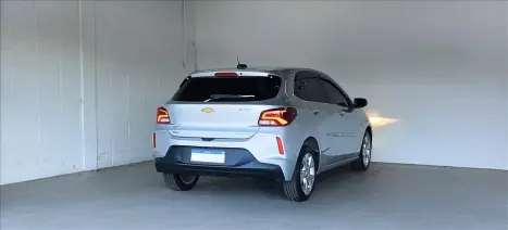 CHEVROLET Onix Hatch 1.0 12V 4P FLEX PREMIER TURBO AUTOMTICO, Foto 6