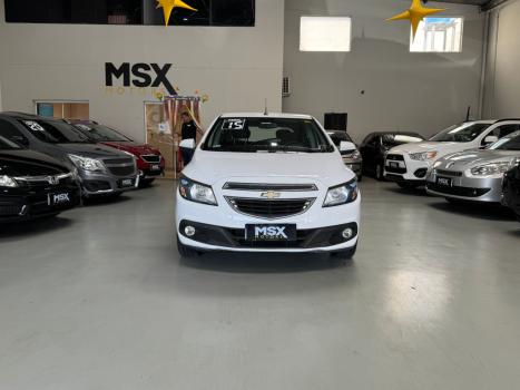CHEVROLET Onix Hatch 1.4 4P FLEX LT, Foto 2