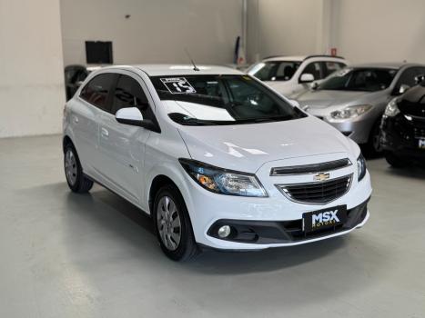 CHEVROLET Onix Hatch 1.4 4P FLEX LT, Foto 4