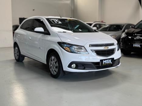 CHEVROLET Onix Hatch 1.4 4P FLEX LT, Foto 5