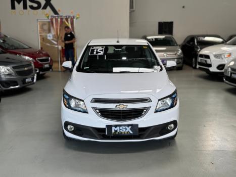 CHEVROLET Onix Hatch 1.4 4P FLEX LT, Foto 6
