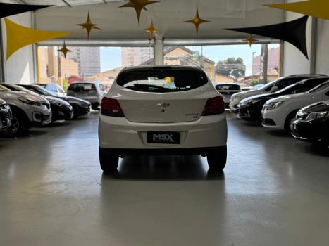 CHEVROLET Onix Hatch 1.4 4P FLEX LT, Foto 11