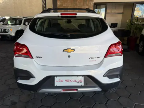 CHEVROLET Onix Hatch 1.4 4P FLEX ACTIV AUTOMTICO, Foto 5