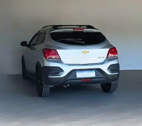 CHEVROLET Onix Hatch 1.4 4P FLEX ACTIV AUTOMTICO, Foto 6