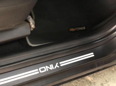 CHEVROLET Onix Hatch 1.0 4P FLEX LT, Foto 16