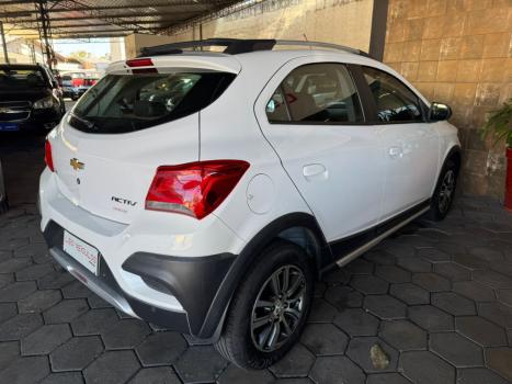 CHEVROLET Onix Hatch 1.4 4P FLEX ACTIV AUTOMTICO, Foto 6