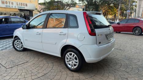 FORD Fiesta Hatch 1.6 4P FLEX, Foto 8