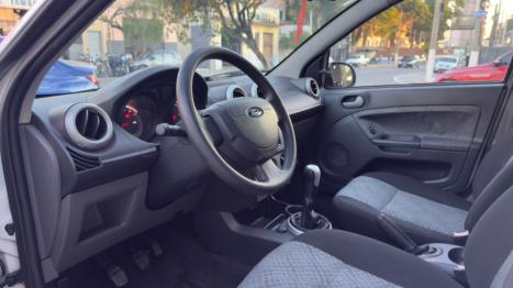FORD Fiesta Hatch 1.6 4P FLEX, Foto 10