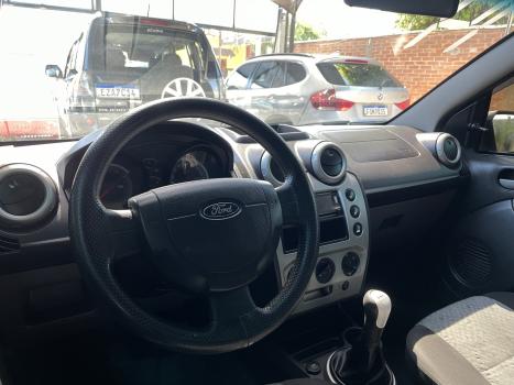 FORD Fiesta Hatch 1.0, Foto 10