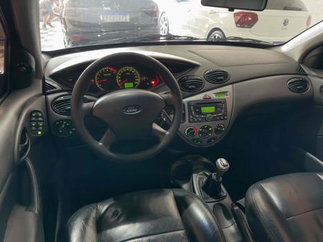 FORD Focus Hatch 1.6 4P GLX, Foto 7