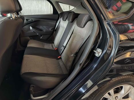 FORD Focus Hatch 1.6 16V 4P FLEX S, Foto 7