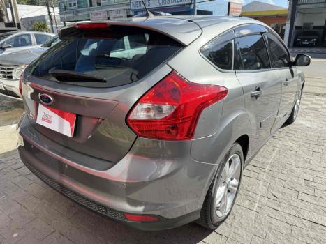 FORD Focus Hatch 1.6 16V 4P FLEX S, Foto 5