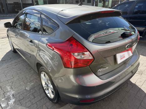 FORD Focus Hatch 1.6 16V 4P FLEX S, Foto 7