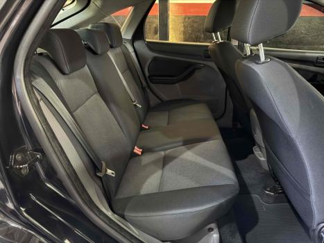 FORD Focus Hatch 1.6 4P, Foto 7