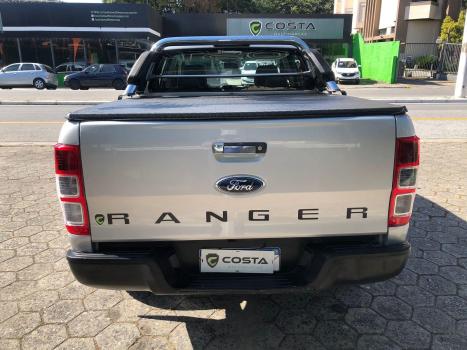FORD Ranger 2.2 16V XLS DIESEL 4X4 CABINE DUPLA, Foto 4