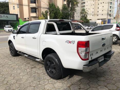 FORD Ranger 3.2 20V XLT 4X4 CABINE DUPLA TURBO DIESEL AUTOMTICO, Foto 5