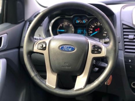 FORD Ranger 3.2 20V XLT 4X4 CABINE DUPLA TURBO DIESEL AUTOMTICO, Foto 9