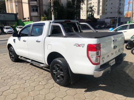 FORD Ranger 3.2 20V XLT 4X4 CABINE DUPLA TURBO DIESEL AUTOMTICO, Foto 6