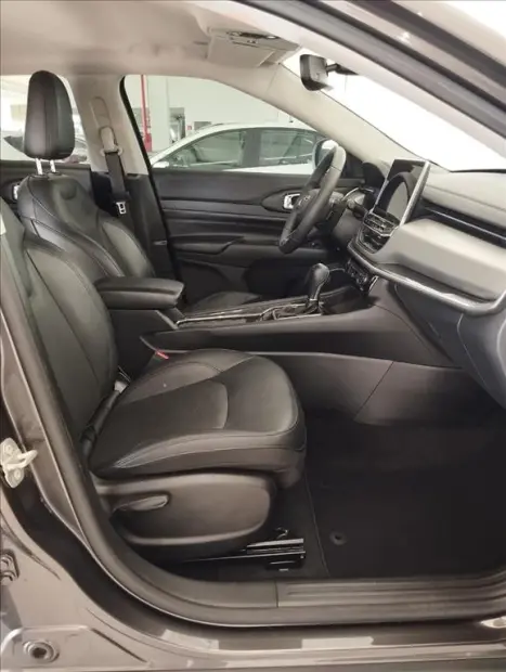 JEEP Compass 1.3 16V 4P FLEX LONGITUDE 80 ANOS T270 TURBO AUTOMTICO, Foto 9