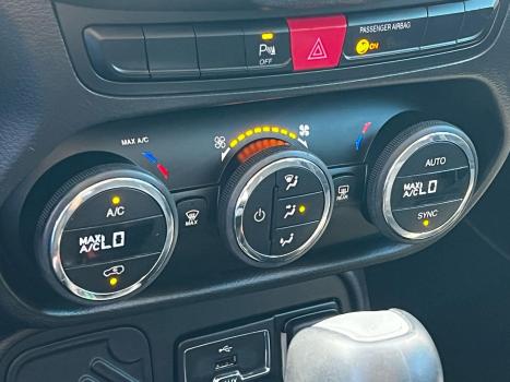 JEEP Renegade 1.8 16V 4P FLEX LONGITUDE AUTOMTICO, Foto 13