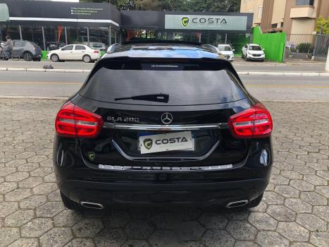 MERCEDES-BENZ GLA 200 1.6 16V 4P FLEX CGI ENDURO TURBO AUTOMTICO, Foto 4