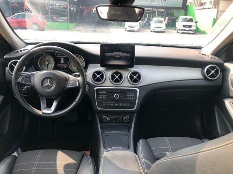 MERCEDES-BENZ GLA 200 1.6 16V 4P FLEX CGI ENDURO TURBO AUTOMTICO, Foto 8