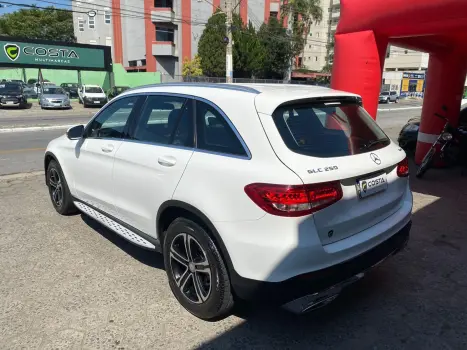 MERCEDES-BENZ GLC 250 2.0 16V 4P CGI 4MATIC 9G-TRONIC AUTOMTICO, Foto 6